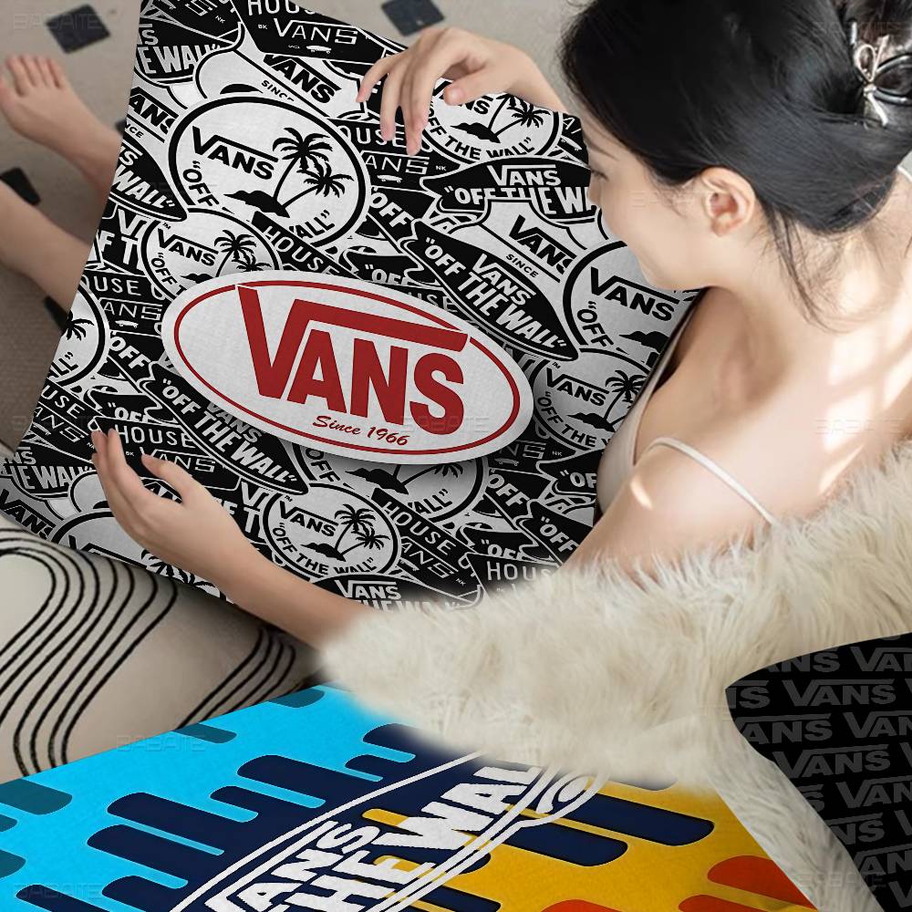 Hotte modetrend V-VANS kussens - Home Textiles Trends recensie en prijs